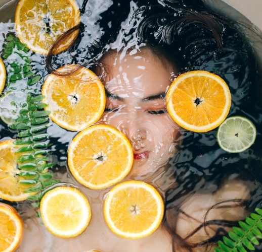 Vitamina C është e domosdoshme për trupin tonë në këto ditë të vështira.